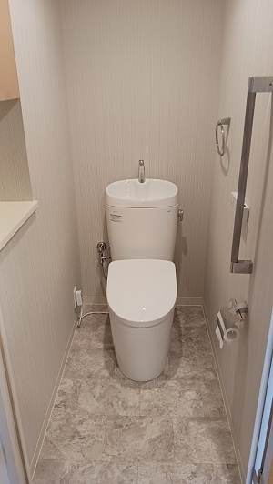 EX便器+TCF4714AK